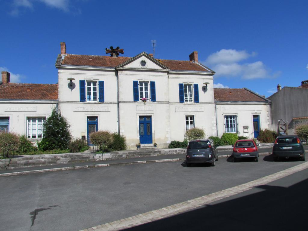 L'Ancien Hotel De Ville Foussais Eksteriør billede